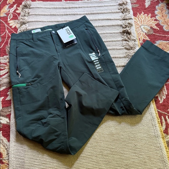 Stio women’s pinedale pant NEW treeline green stretchy Softshell active pants 12 - Picture 1 of 14
